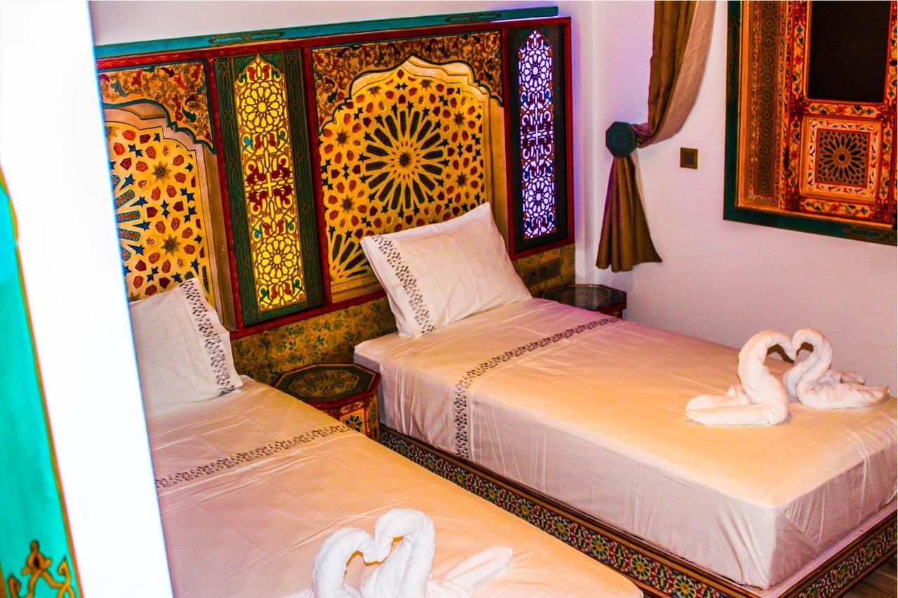 Riad Azemmat Chefchaouen Luaran gambar