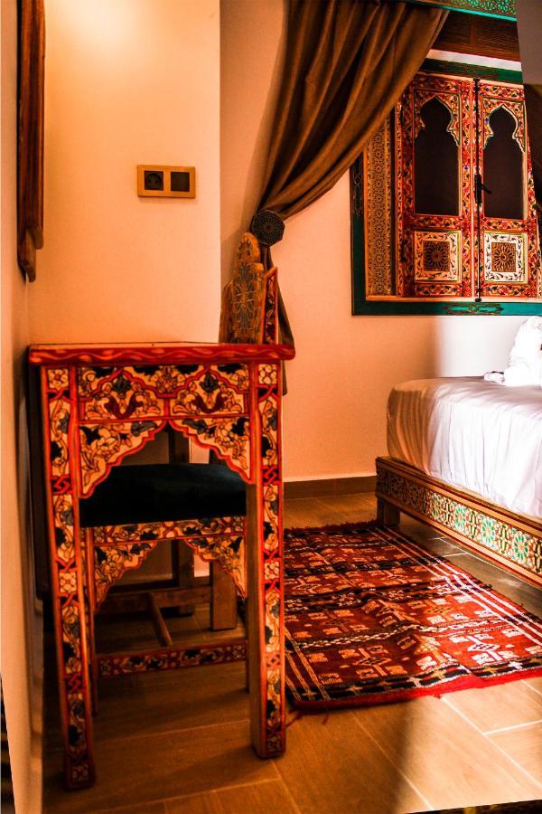 Riad Azemmat Chefchaouen Luaran gambar