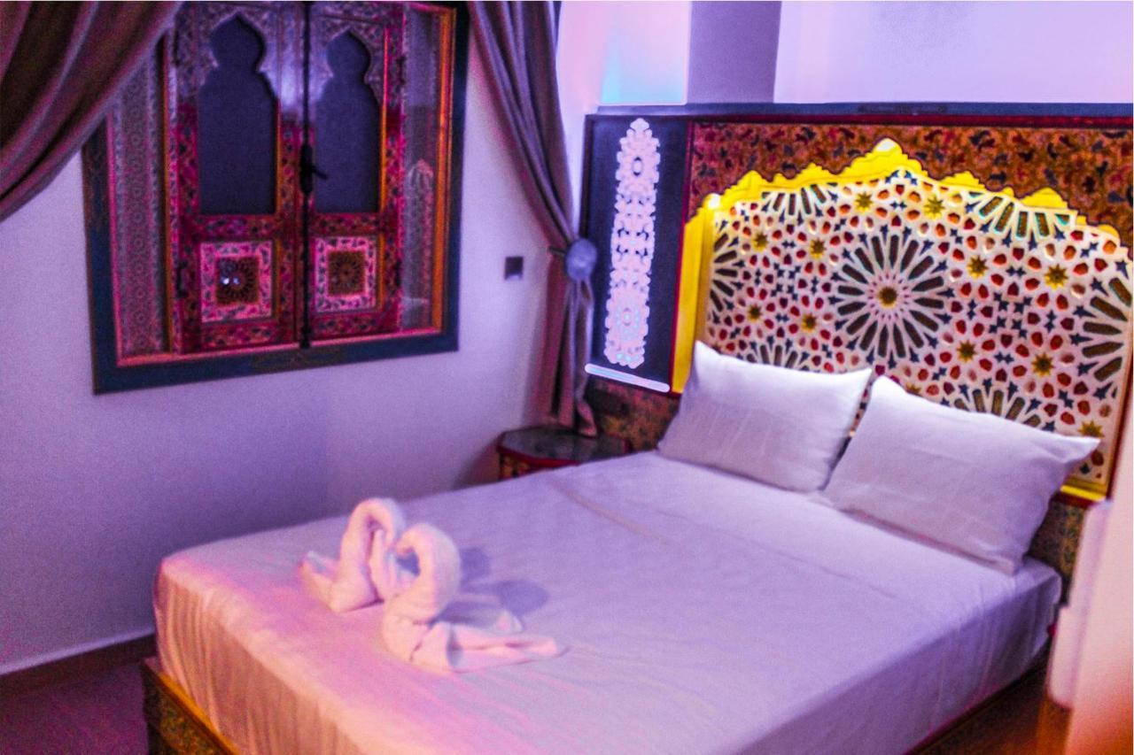 Riad Azemmat Chefchaouen Luaran gambar