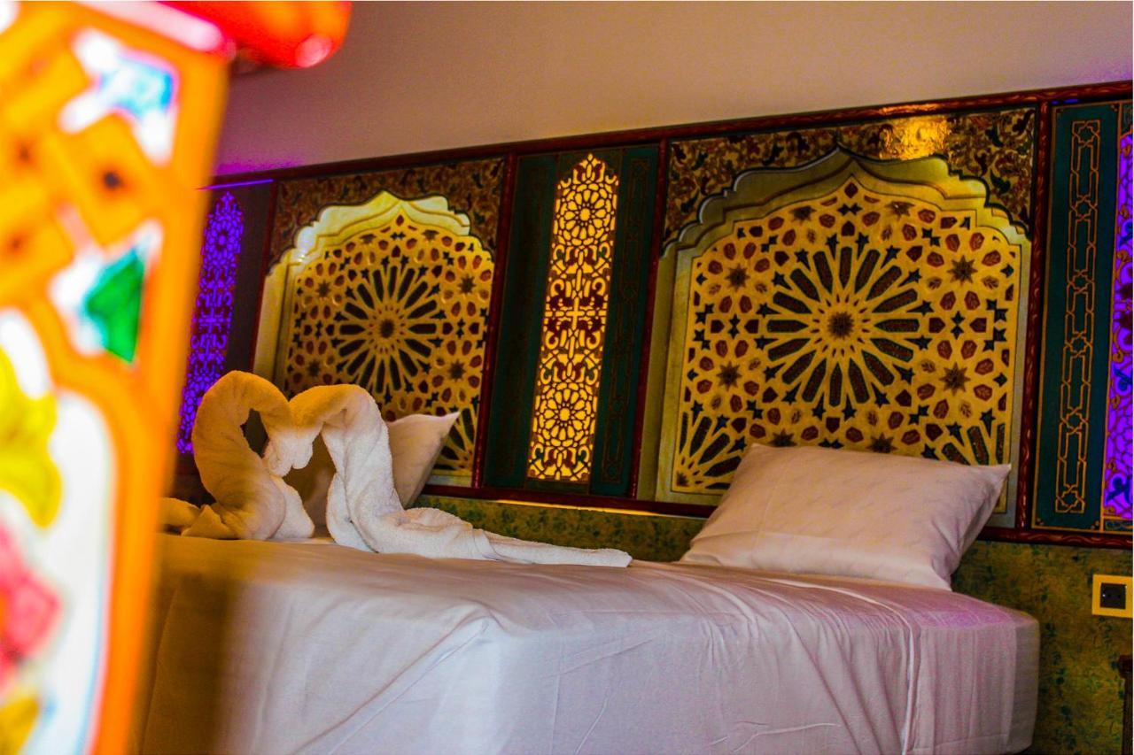 Riad Azemmat Chefchaouen Luaran gambar