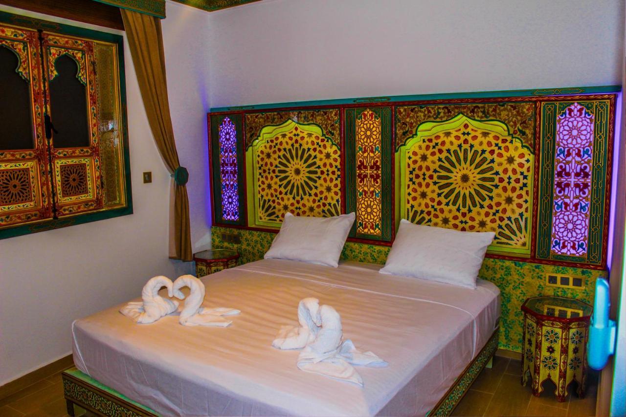 Riad Azemmat Chefchaouen Luaran gambar